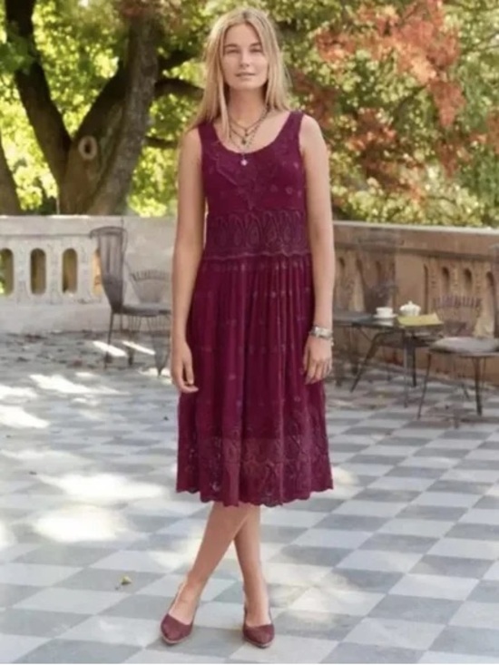 Sundance Dresses & Skirts - Sundance Sleeveless Lace Midi Dress in Deep Wine